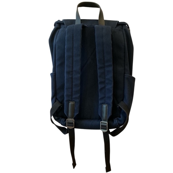 Everlane The Canvas Backpack in Navy Unisex - Picture 5 of 13